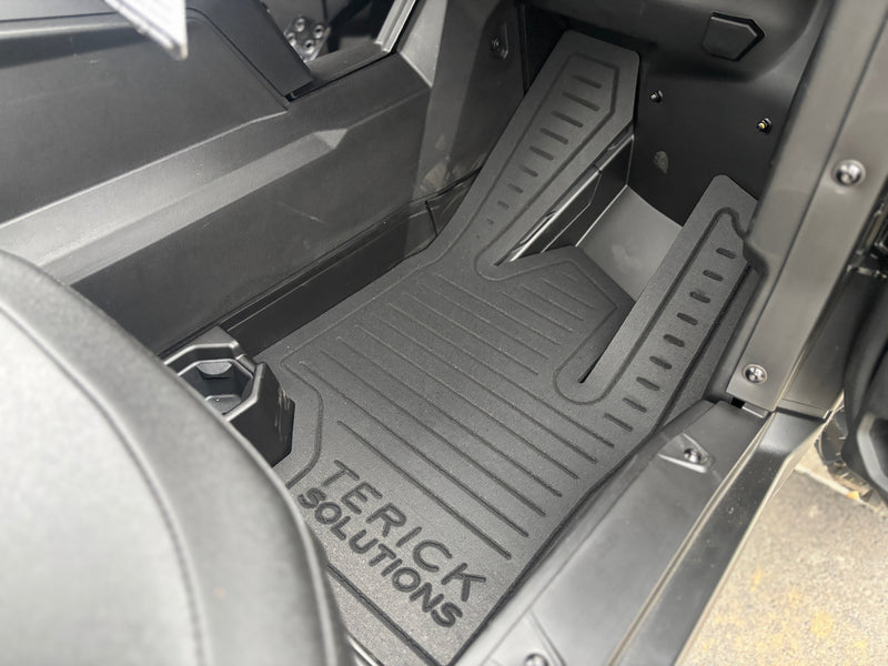 Load image into Gallery viewer, Can-Am Commander / Maverick Gen 2 Rubber Floor Mats
