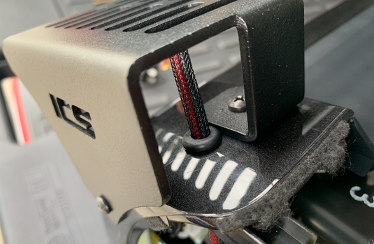 Toyota 4Runner/Lexus GX 460 USB Charger Mount