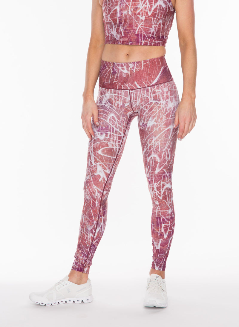 Load image into Gallery viewer, Clay Impress Yoga Pants
