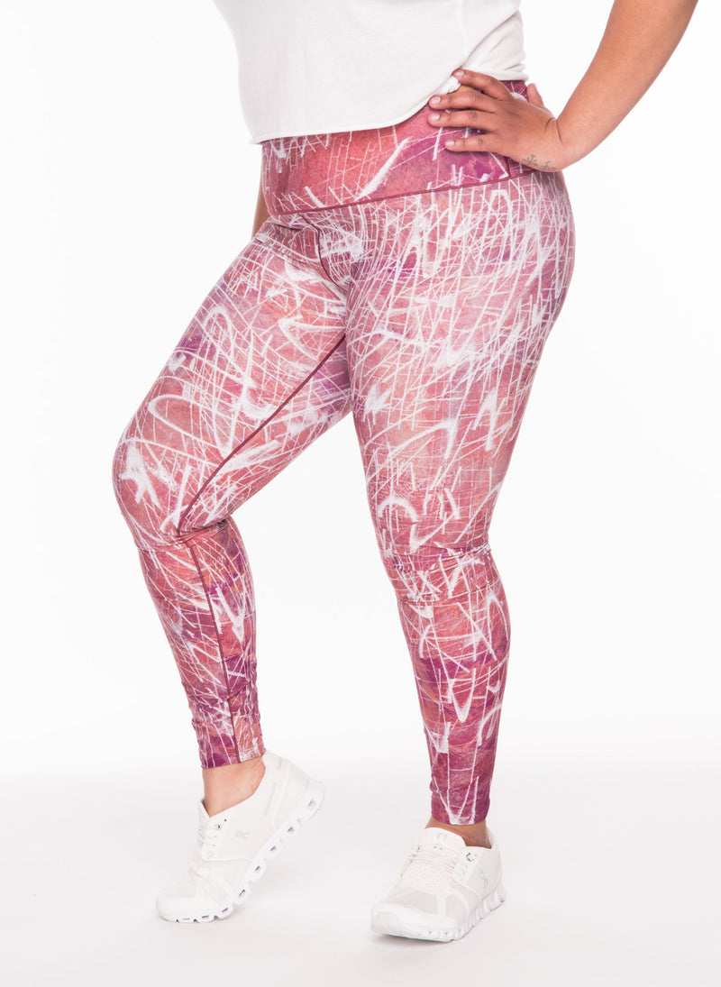 Load image into Gallery viewer, Clay Impress Yoga Pants
