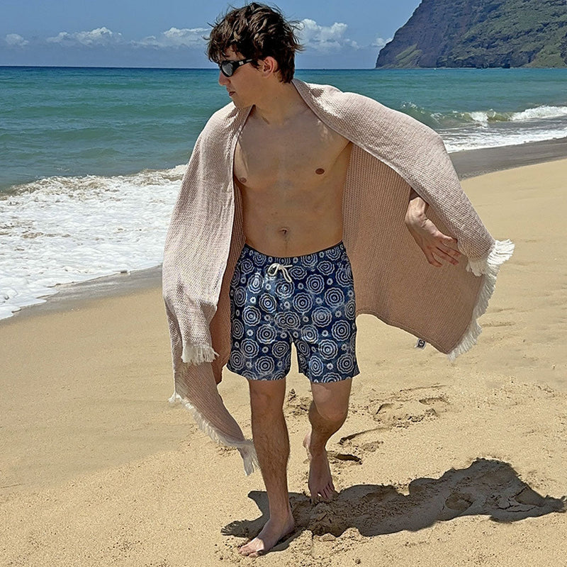 Load image into Gallery viewer, Cloud - Bamboo &amp; Cotton Turkish Beach Towel

