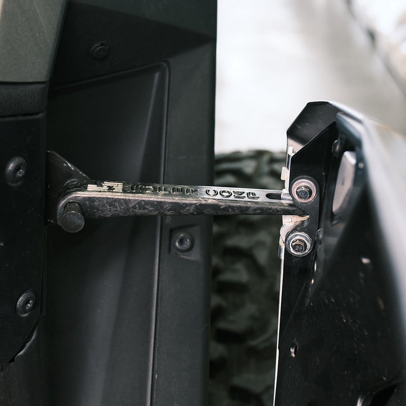 Load image into Gallery viewer, Carbon Fiber UTV Aero Door Latches
