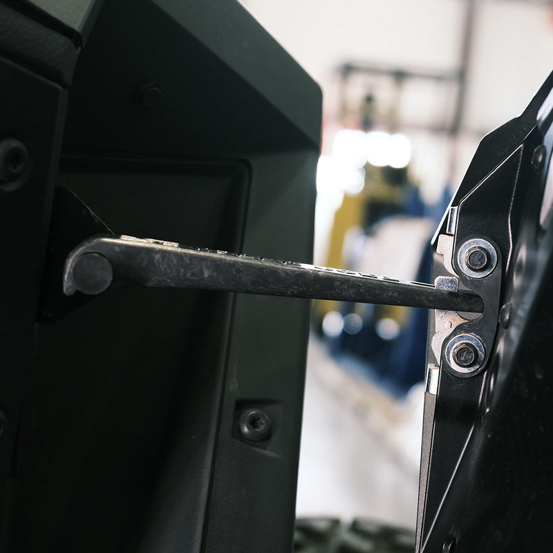 Load image into Gallery viewer, Carbon Fiber UTV Aero Door Latches
