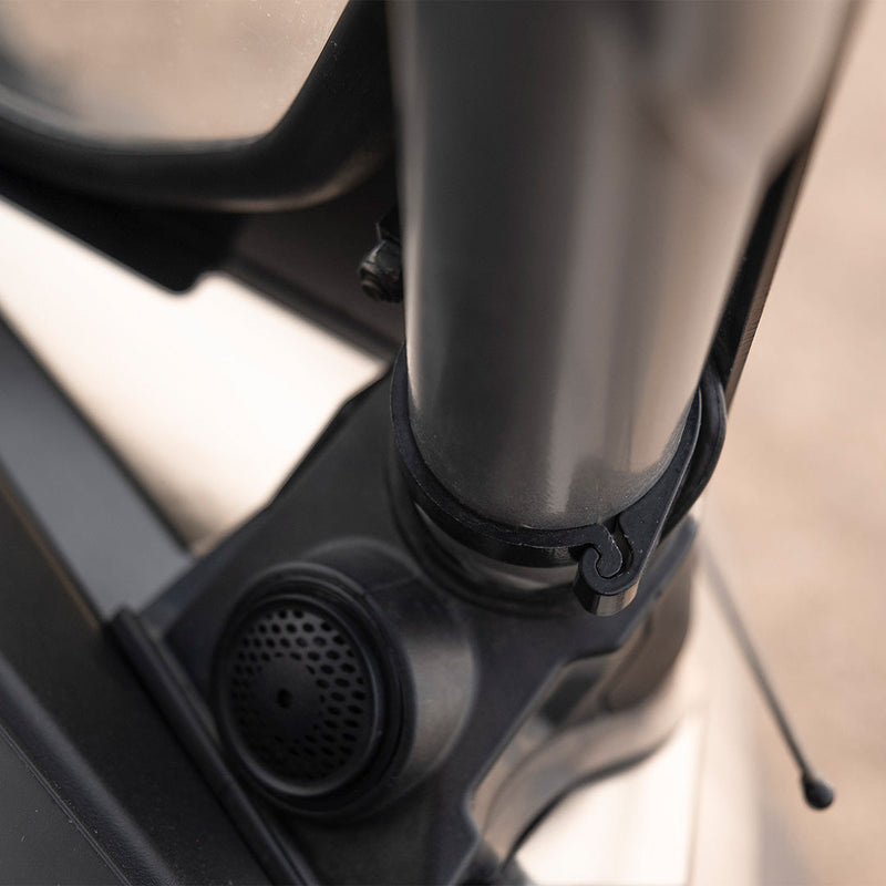 Load image into Gallery viewer, Polaris Pro R Front Windshield
