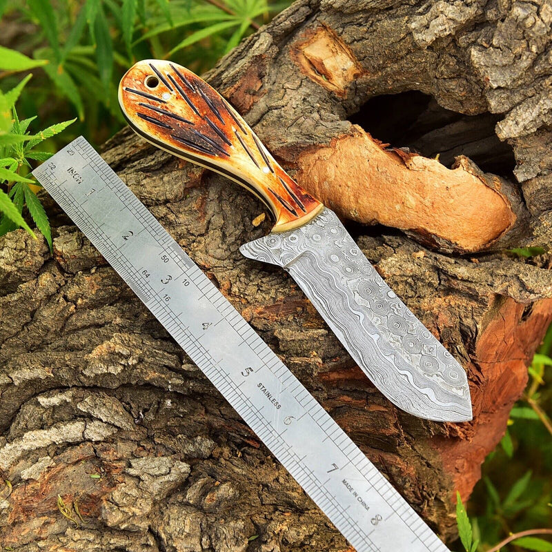 Load image into Gallery viewer, Whisky Bent Knives – Custom Handmade Damascus Steel Blade
