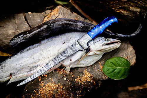 Custom Handmade Angling Knife – Damascus Steel Blade & Resin Handle | Premium Fishing Gear 2025