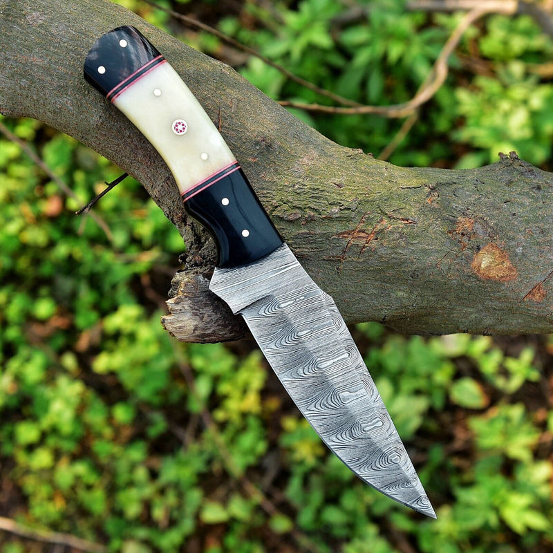 Load image into Gallery viewer, Custom Handmade Skinning Knife Set - 4.5&quot; Damascus Blade, Camel Bone &amp; Resin Handle
