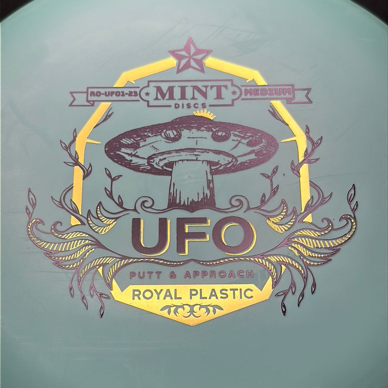 Load image into Gallery viewer, Royal Medium UFO - First Run
