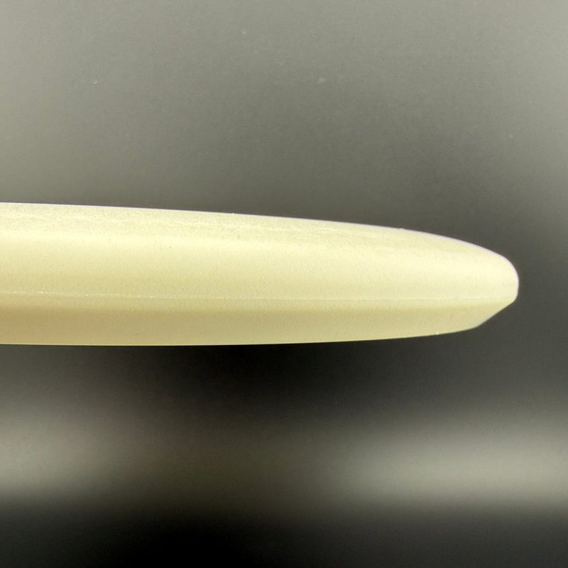 Load image into Gallery viewer, Glow P-Line P2 - Imperial Eagle 1 - 2017 Innova Made
