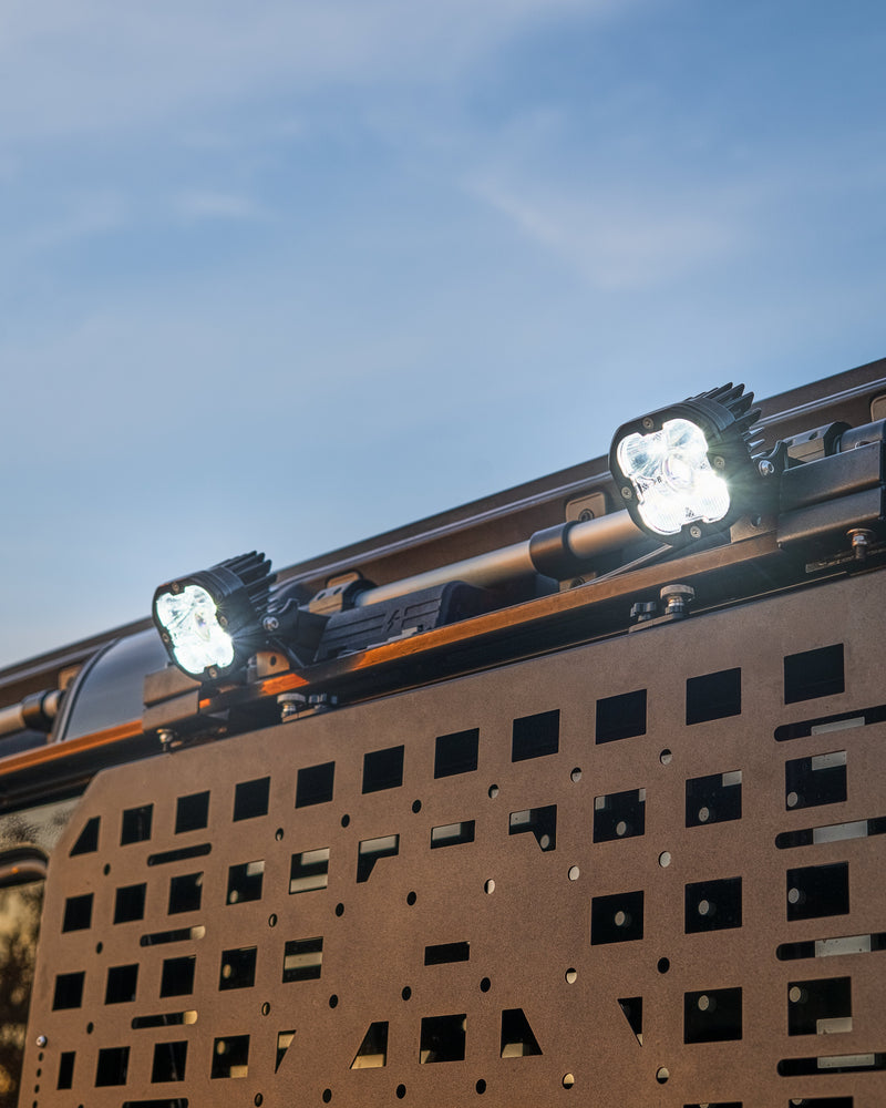 Load image into Gallery viewer, INEOS Grenadier: LED Side Light – Roof Bar Mount &amp; DTP Plug-In
