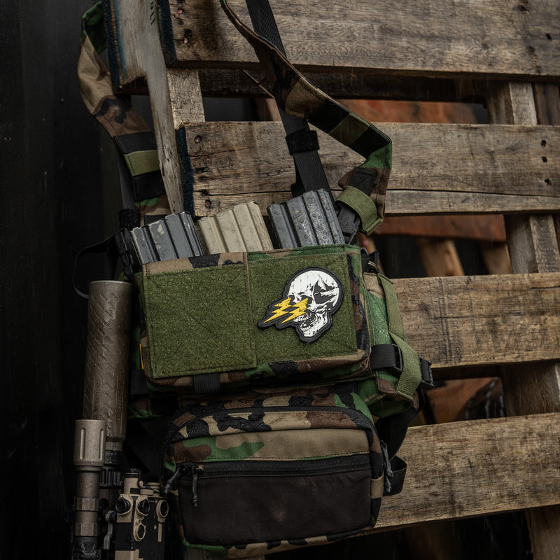 Load image into Gallery viewer, Die with Memories Bolt Skull PVC Patch
