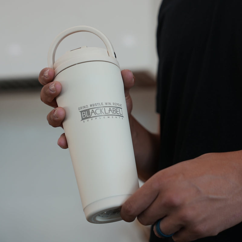 Load image into Gallery viewer, HYDROJUG 24 OZ. INSULATED SHAKER
