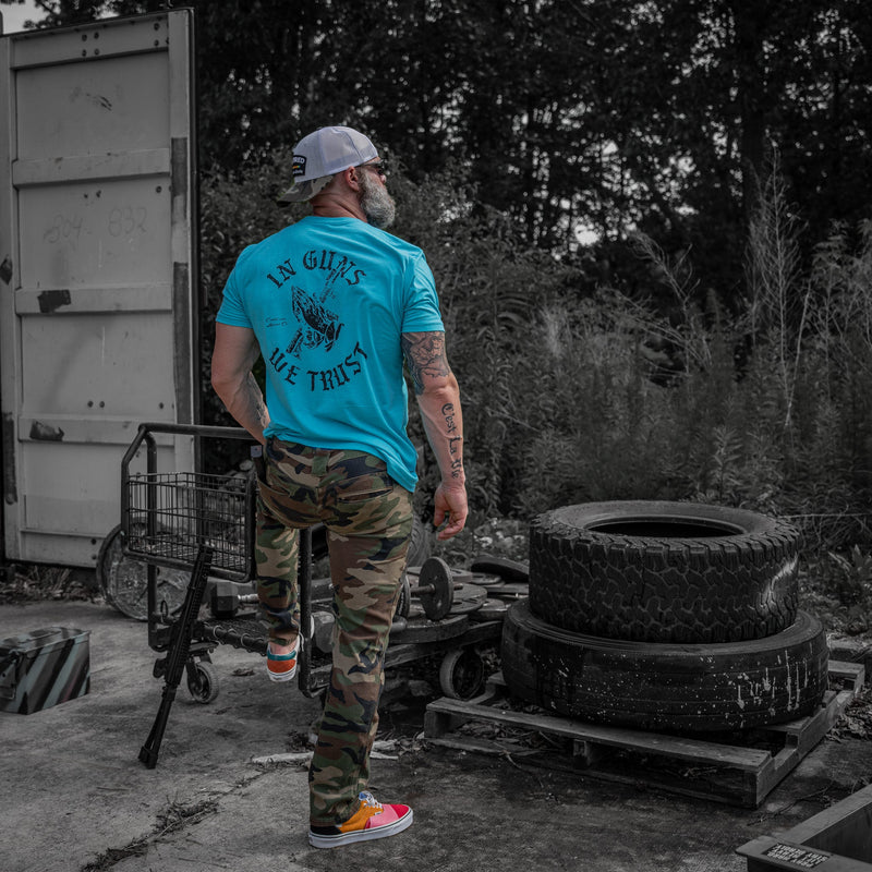 Load image into Gallery viewer, In Guns We Trust Men&#39;s T-Shirt
