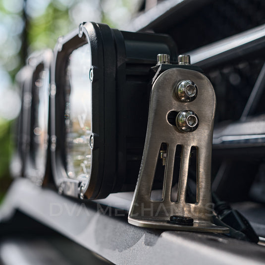 INEOS Grenadier: Front Bumper 3-Light Bar