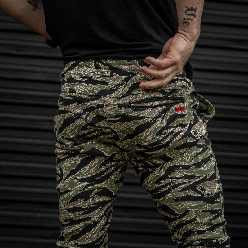 Load image into Gallery viewer, 3.0 Men's Adjustable Performance Joggers
