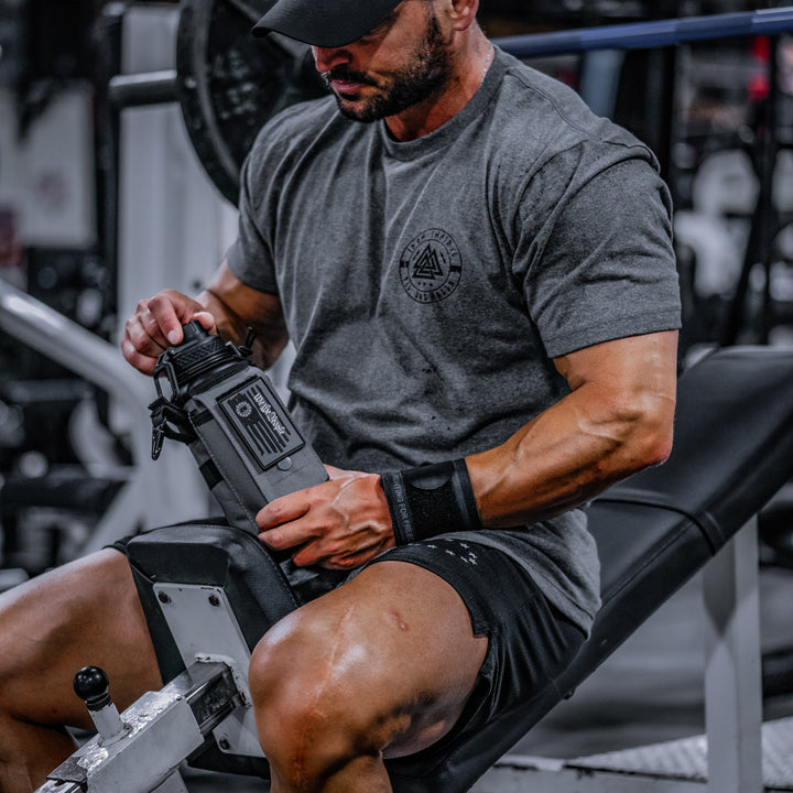 Load image into Gallery viewer, 32oz Compact Battle Bottles
