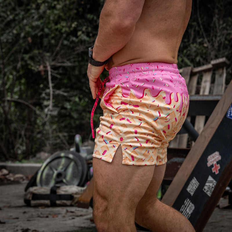 Load image into Gallery viewer, Men's Hooch Daddy Mesh Shorts | 5"
