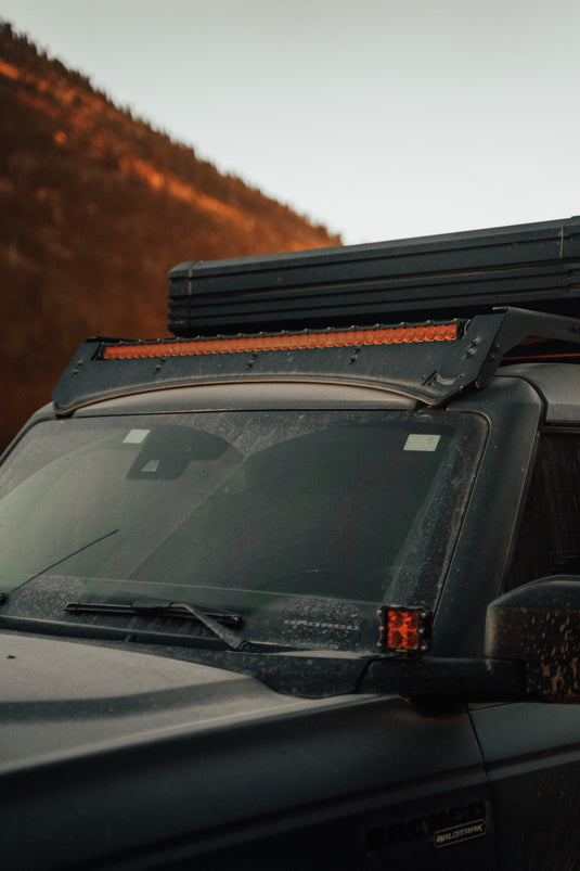 Universal Light Bar Mount