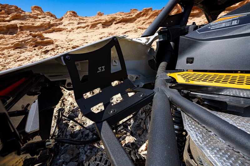 Load image into Gallery viewer, Can-Am Maverick R Bed Delete Bracket Kit
