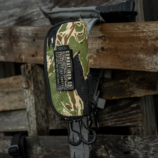 Tactical Molle Sunglasses Carrier + pvc patch