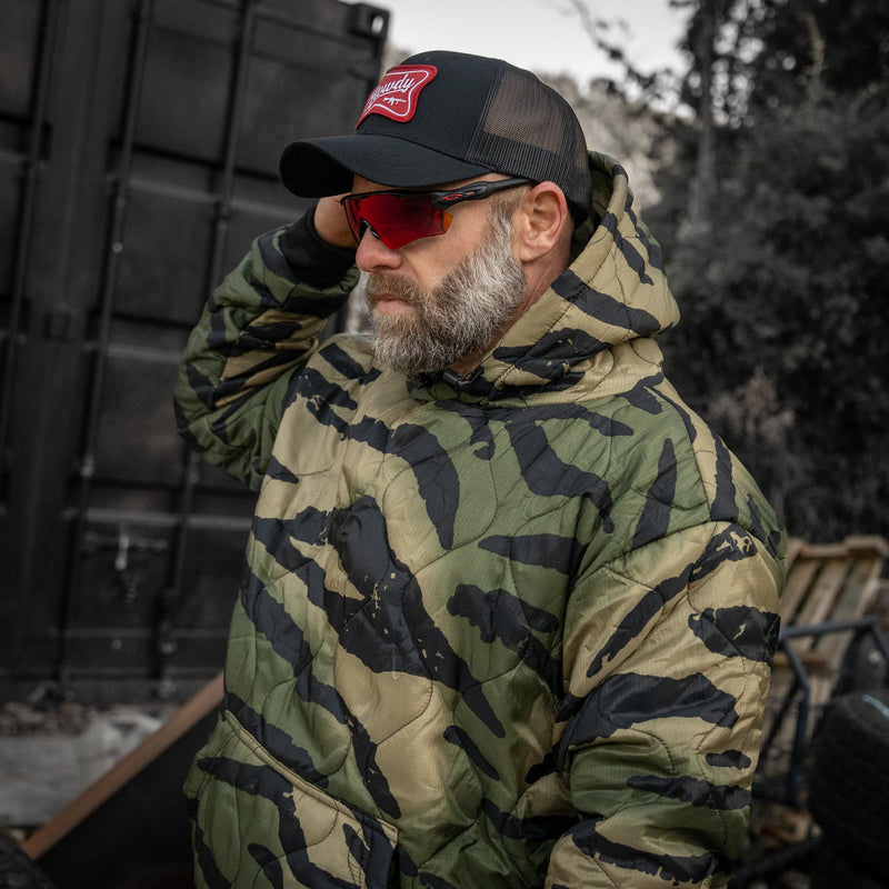 Load image into Gallery viewer, Rowdy Beer Logo Patch Snapback Hat
