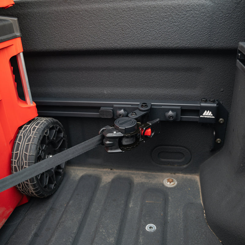 Load image into Gallery viewer, Integral Bulkhead Rail - Ford Super Duty (2017+)
