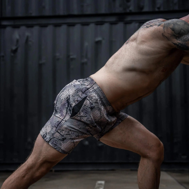 Load image into Gallery viewer, Men&#39;s V3 Performance Training Shorts | 5.5&quot;
