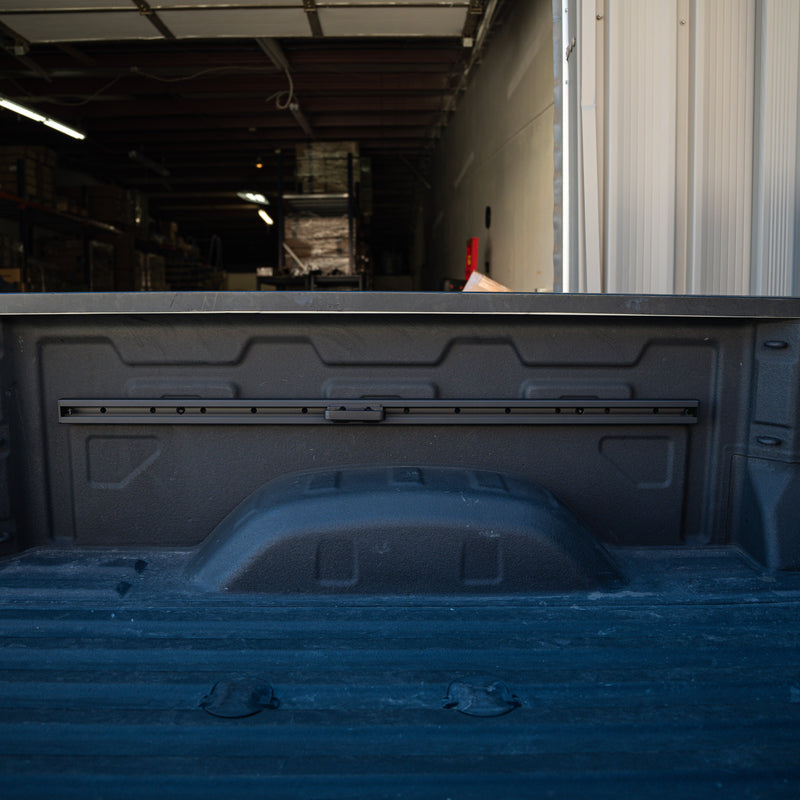 Load image into Gallery viewer, Integral Rails - Bedside Rail System - Chevrolet Silverado &amp; GMC Sierra 2500/3500 (2020+ 6'9" Bed Only)
