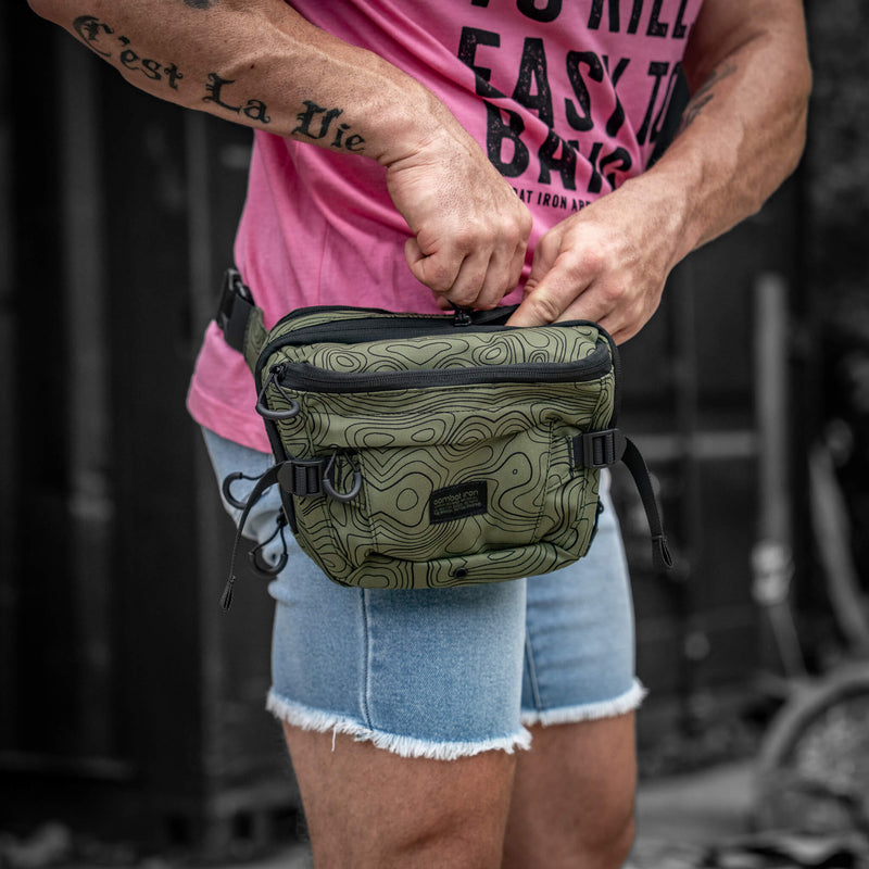 Load image into Gallery viewer, Nomad Recon Fanny Pack
