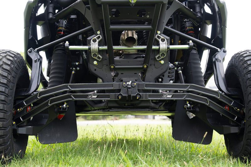 Load image into Gallery viewer, Maverick R Pro Rock High Clearance Billet Radius Rod Kit for use with Double E Rear Sway Bar
