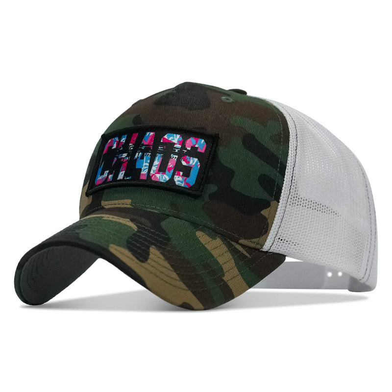 Load image into Gallery viewer, Chaos Hawaiian Patch Snapback Hat
