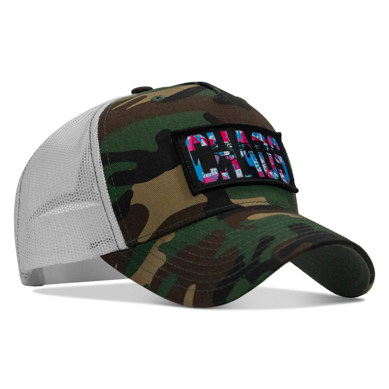 Load image into Gallery viewer, Chaos Hawaiian Patch Snapback Hat
