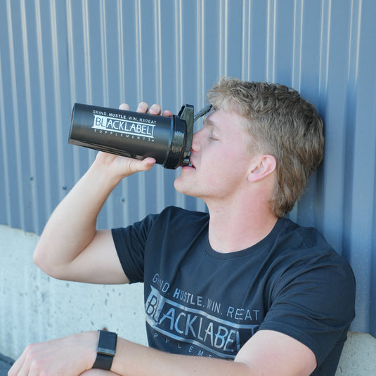 28 oz Shaker Bottle