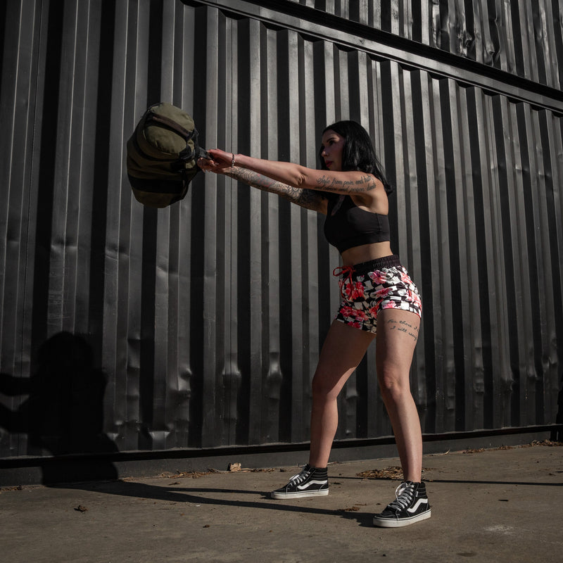 Load image into Gallery viewer, Women’s Studio Flex Training &amp; Recovery Shorts | 4"
