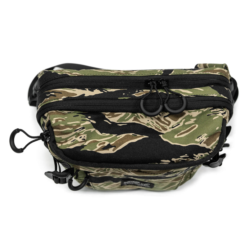 Load image into Gallery viewer, Nomad Recon Fanny Pack
