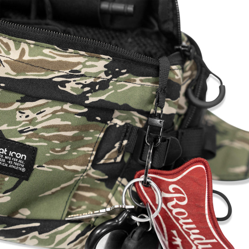 Load image into Gallery viewer, Nomad Recon Fanny Pack
