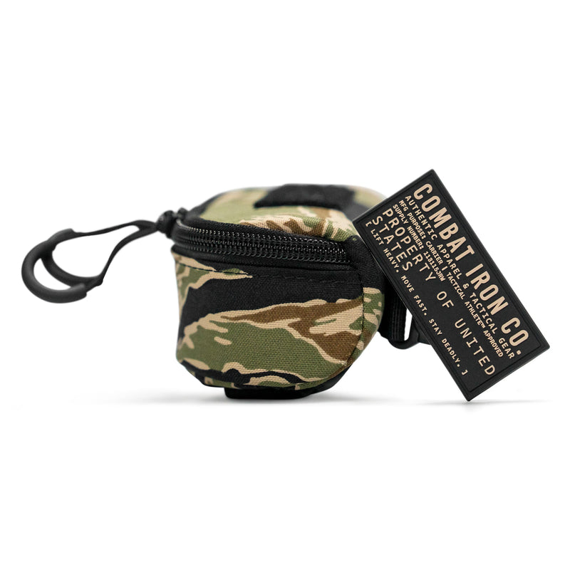 Load image into Gallery viewer, Tactical Molle Sunglasses Carrier + pvc patch
