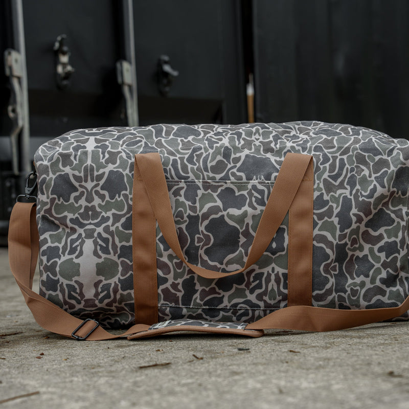 Load image into Gallery viewer, Waterproof XL 57.5L Waxed Duffle Bag
