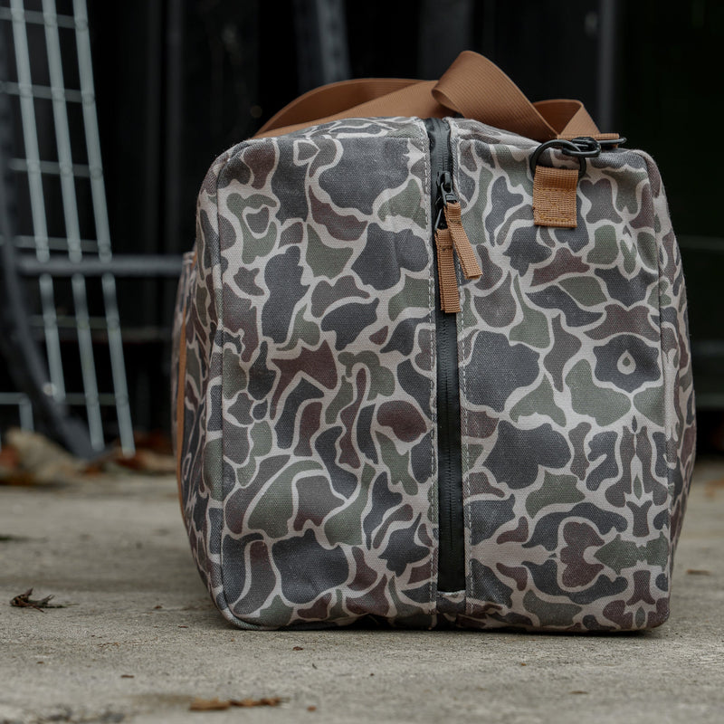 Load image into Gallery viewer, Waterproof XL 57.5L Waxed Duffle Bag
