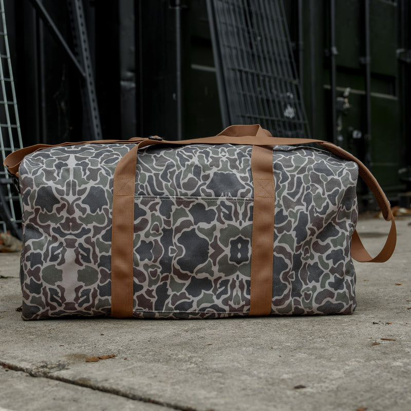 Load image into Gallery viewer, Waterproof XL 57.5L Waxed Duffle Bag
