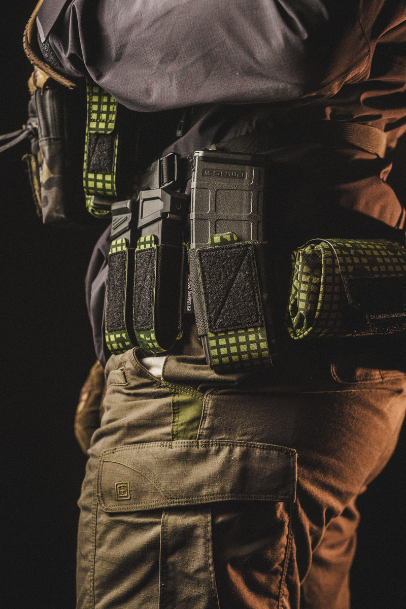 Load image into Gallery viewer, Modular Single AR Pouch
