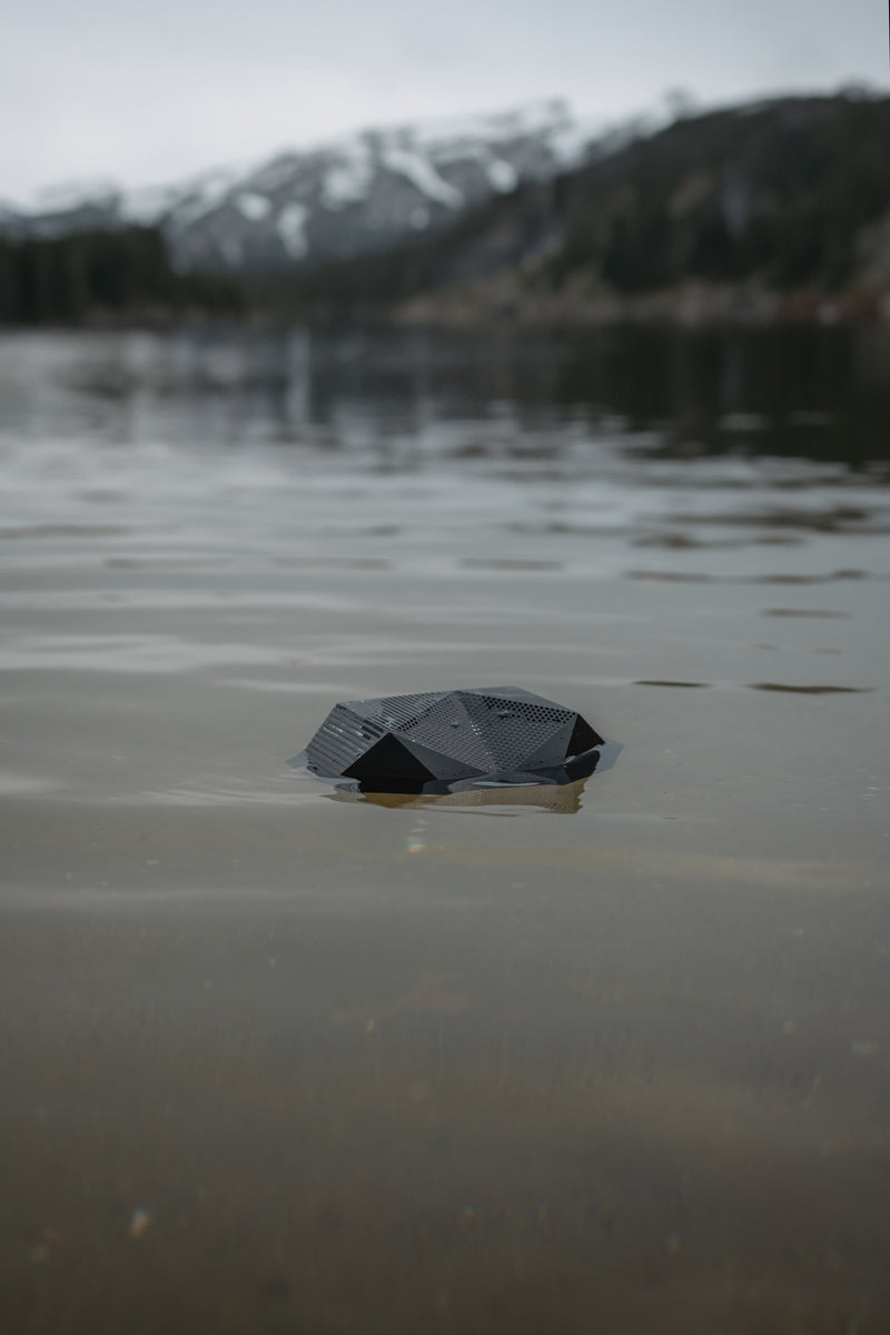 Load image into Gallery viewer, Turtle Shell 4.0 - Waterproof Bluetooth Speaker
