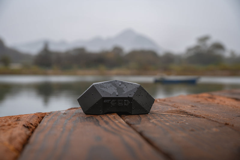 Load image into Gallery viewer, Turtle Shell 4.0 - Waterproof Bluetooth Speaker
