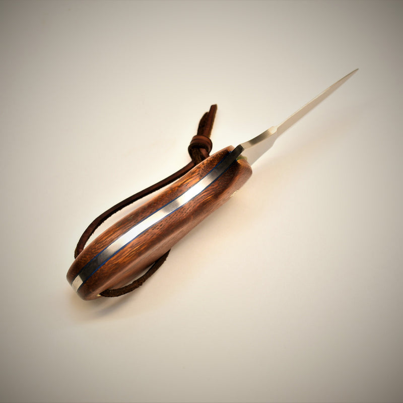Load image into Gallery viewer, Tobacco Barn Oyster Knife
