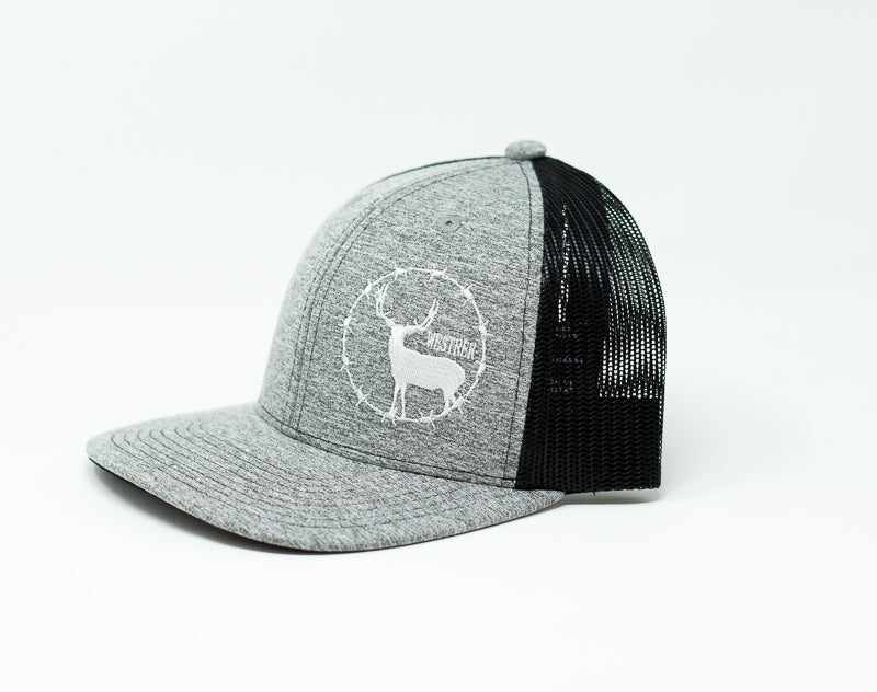Load image into Gallery viewer, Barbed Wire Buck, White
