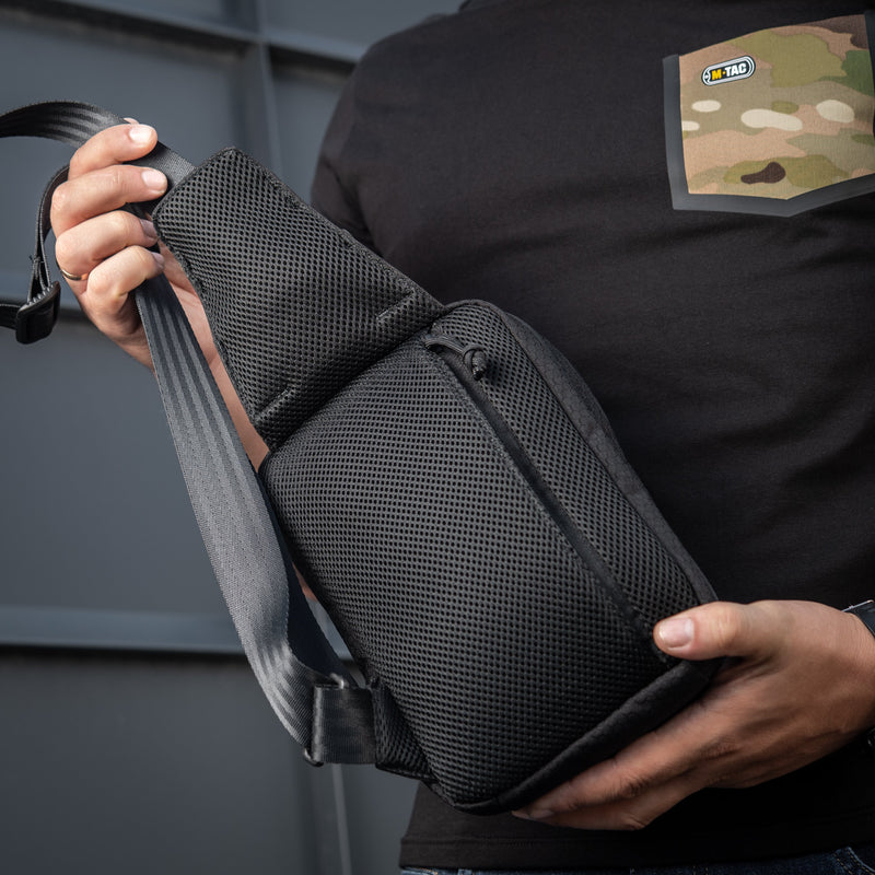 Load image into Gallery viewer, M-Tac Sling Pistol Bag Elite
