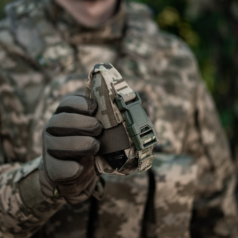 Load image into Gallery viewer, M-Tac Case Grenade Closed
