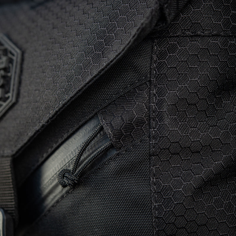 Load image into Gallery viewer, M‑Tac Magnet Shoulder Bag Gen II Elite Hex
