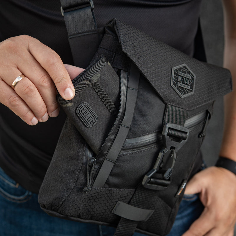 Load image into Gallery viewer, M‑Tac Magnet Shoulder Bag Elite Hex
