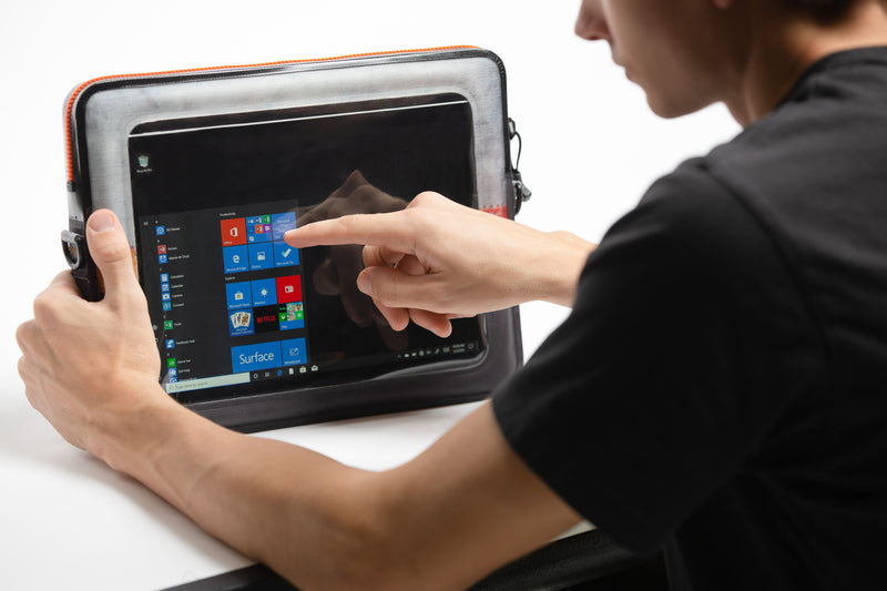 Load image into Gallery viewer, Scratch N Dent ugo® Signature Collection TABLET XL
